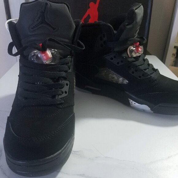 Paris Saint-Germain Air Jordan 5 Retro - Picture 9 of 9